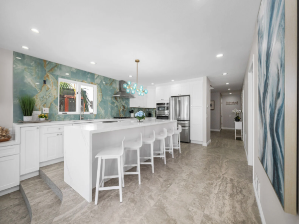 Oceanfront Retreat in Capo Beach - Luxurious 4-Bedroom Getaway